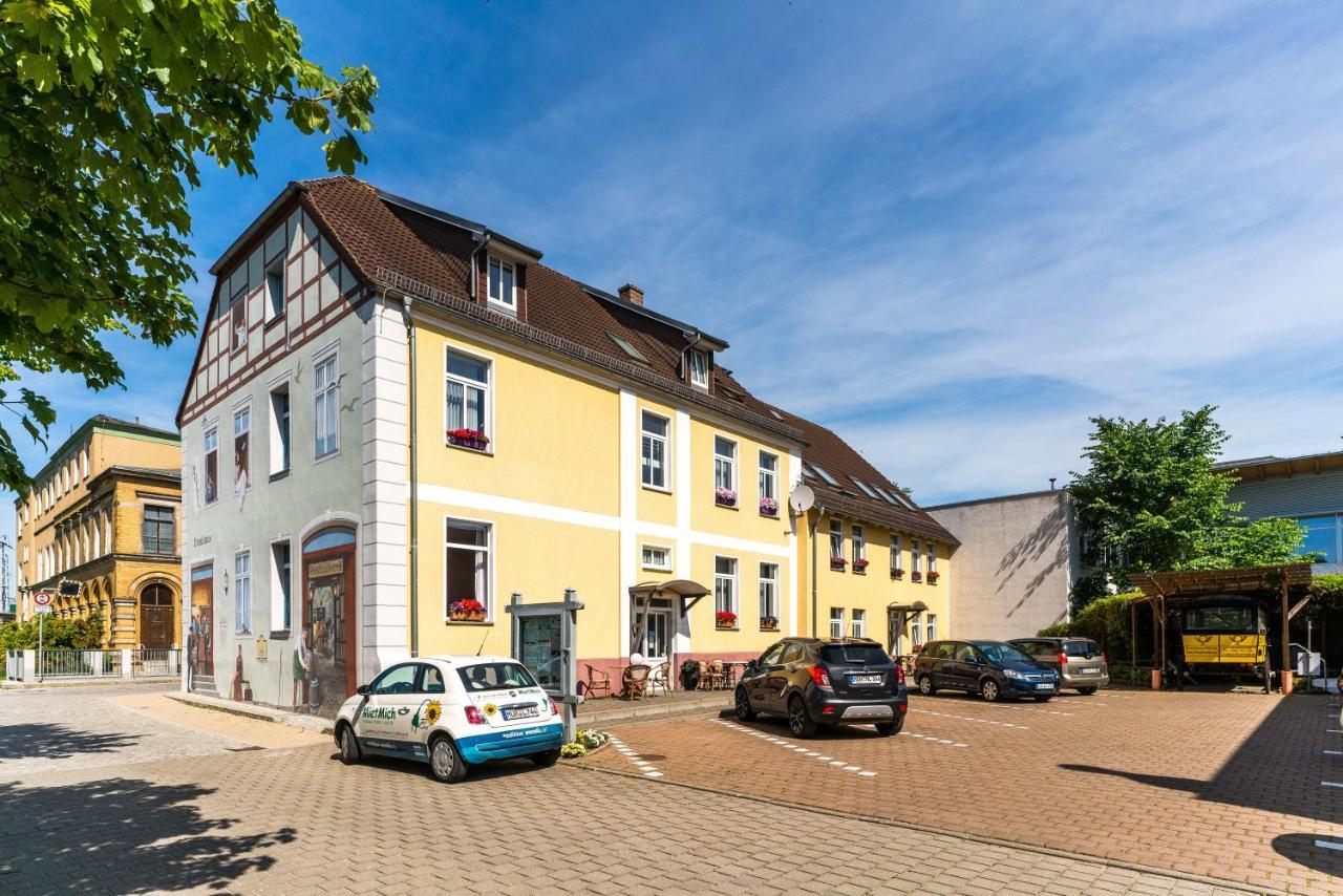 Hotel Am Brauhaus Waren  Buitenkant foto