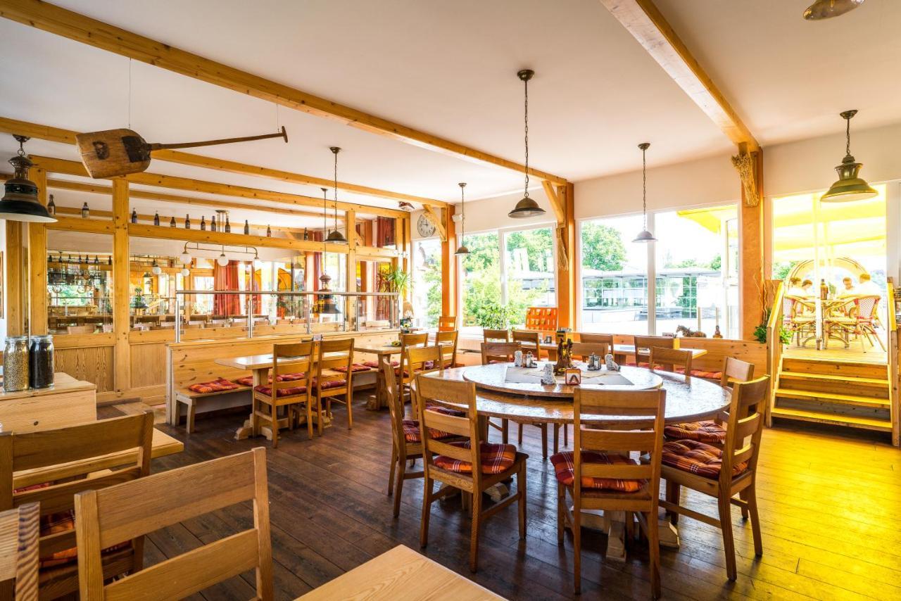 Hotel Am Brauhaus Waren  Buitenkant foto