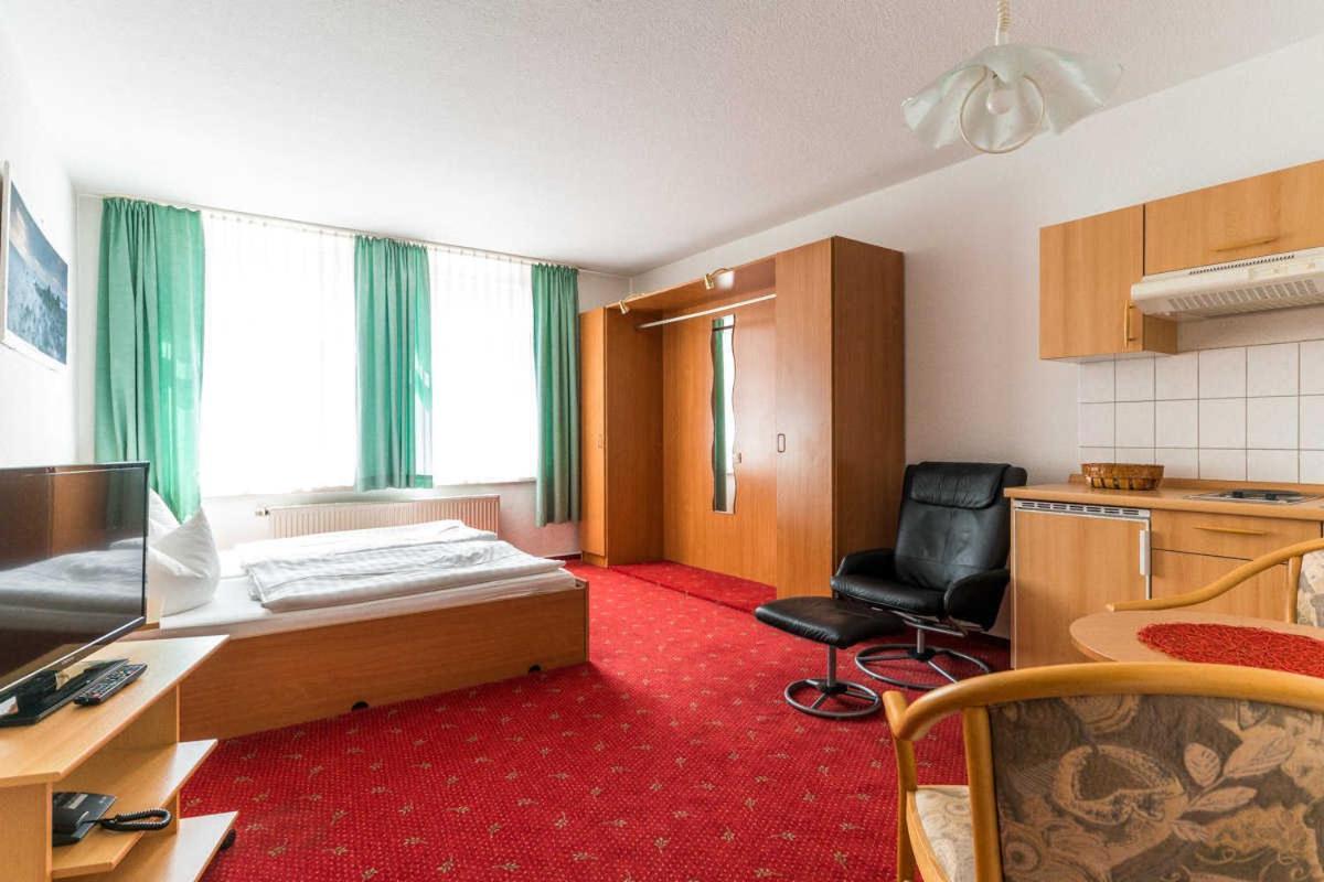 Hotel Am Brauhaus Waren  Buitenkant foto