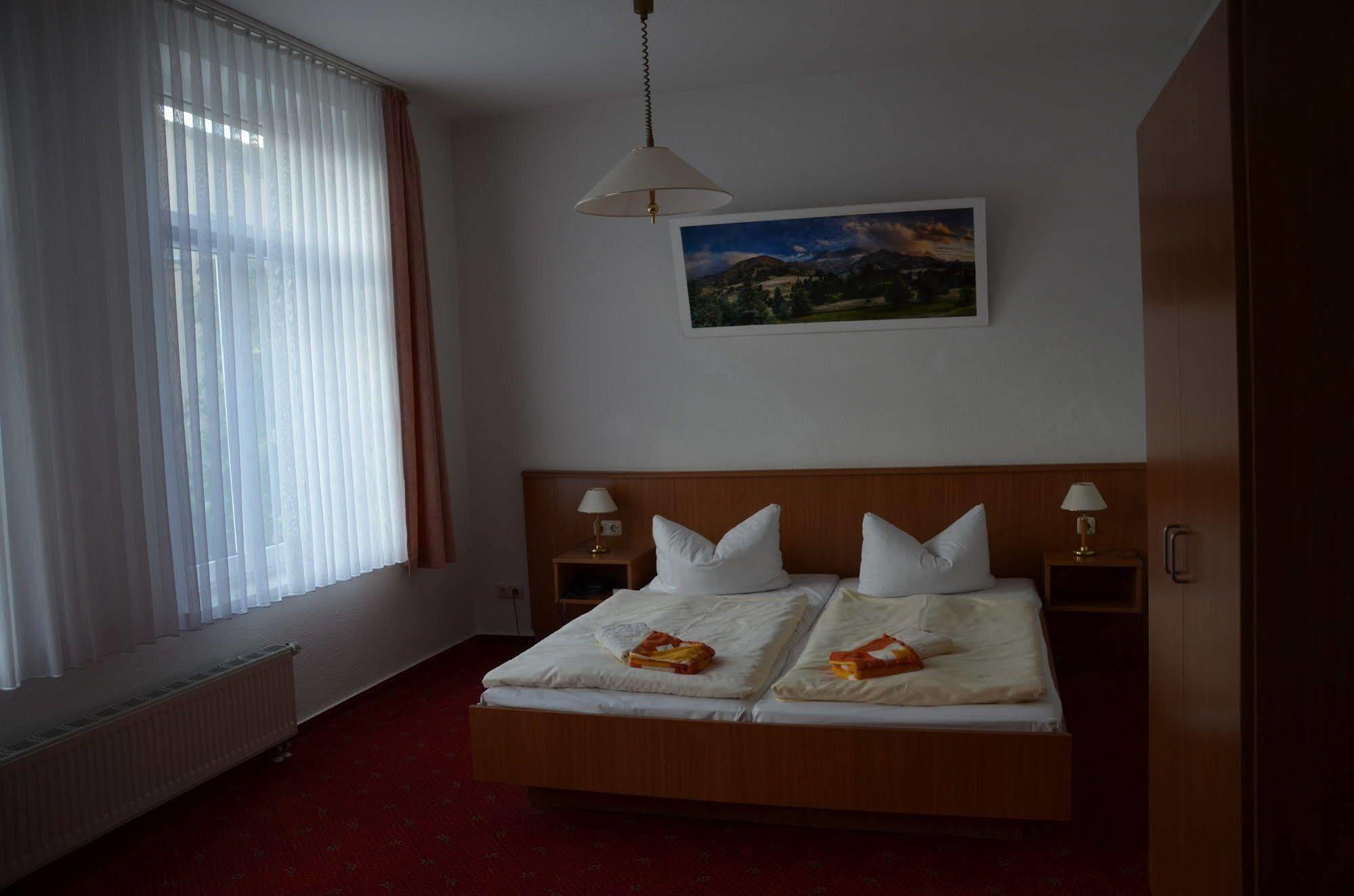 Hotel Am Brauhaus Waren  Buitenkant foto